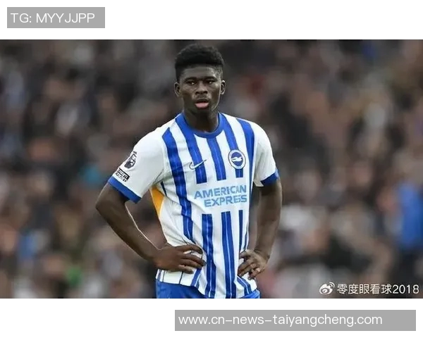 曼联提前召回21岁中场科利尔西布朗出场12次表现引关注 曼联提前召回21岁中场科利尔西布朗出场12次表现引关注