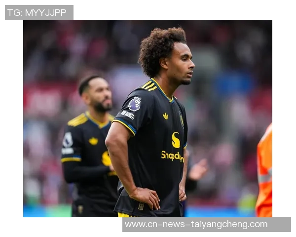 斯基拉透露马拉西亚冬窗或将离开曼联球队计划外